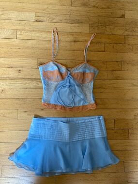 Guizio corset top and skirt. Top is small and skirt xs. Like new!!